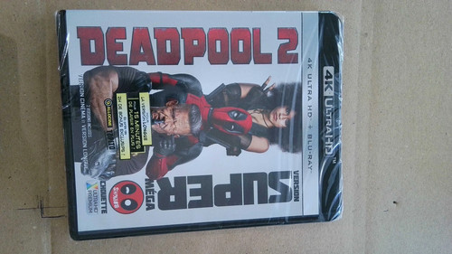 Deadpool version super mega - ,