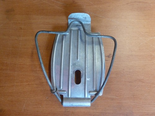Ancien vélo porte journaux