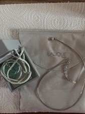 PENDENTIF LALIQUE AVEC SA