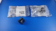 Jeu de 2 Silent blocs barre stabilisatrice arrière PEUGEOT 404 PEUGEOT 504 NOS