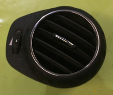 Grille d'Aeration tablau de bord Avant Gauche / ALFA ROMEO 147 / Phase 1
