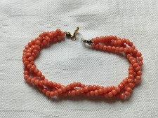 Bijou ancien : bracelet multi rangs , corail.