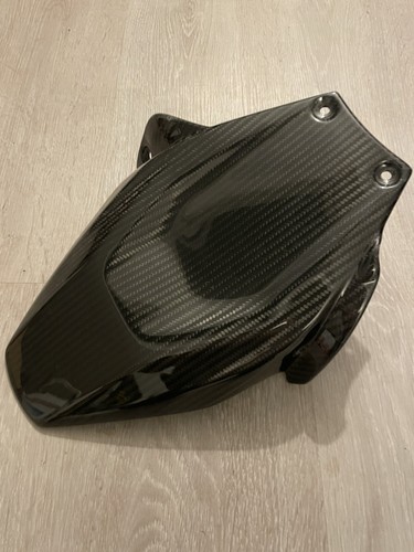 Garde boue carbone 899 - garde,