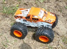 lot n°5 HOT WHEELS monster