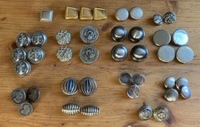 Lot De 41 Boutons Bijoux