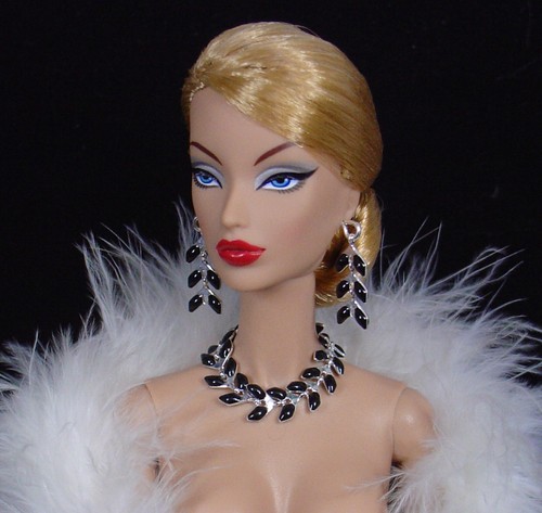 Barbie fashion royalty - fashion,