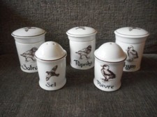 SALIERE, POIVRIERIERE,3 POTS A