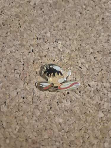 Pin saint seiya les - saint,