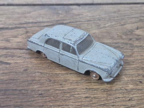 Voiture miniature peugeot 403 - voiture,