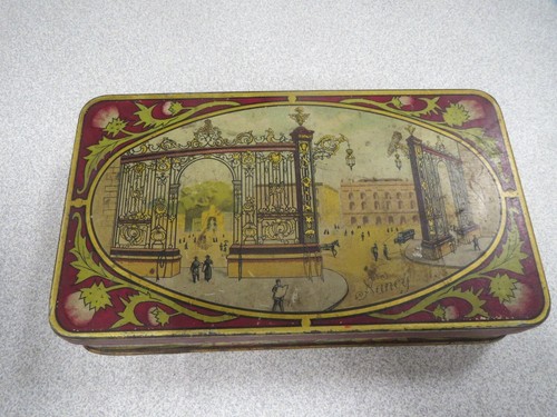 Ca492 boite ancienne metal - ancienne, en