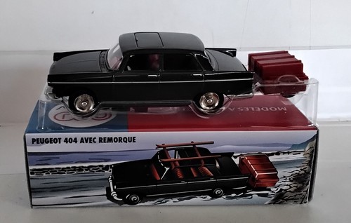 Peugeot 404 avec remorque - avec,