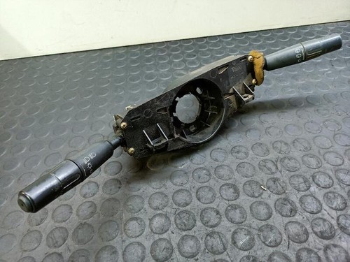 61557102 commande autoradio
