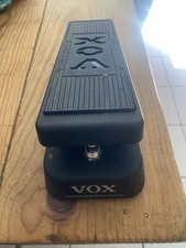 vox v845