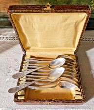 COFFRET 12 CUILLERES A DESSERT