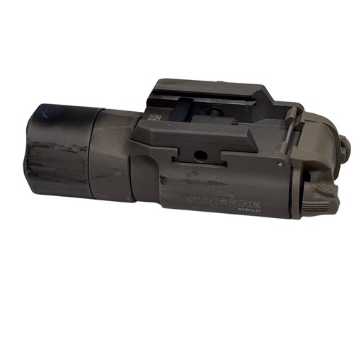 Surefire x300tb 300 lumens - 300,