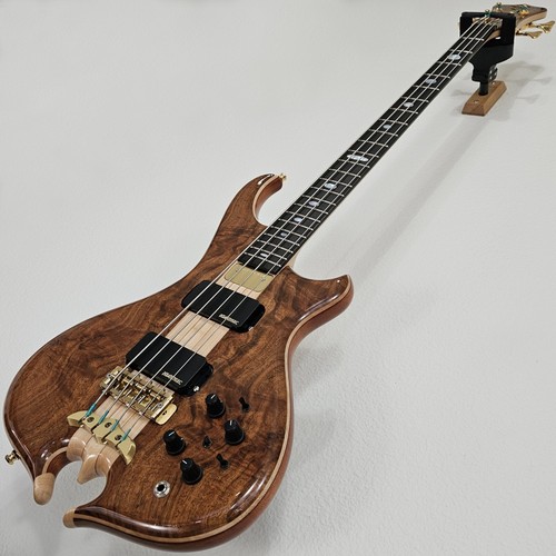 2021 alembic mark - 2021,