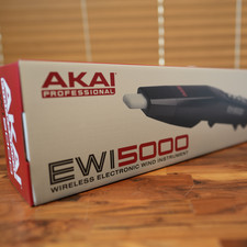 Synthétiseur de vent Akai