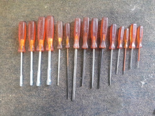 Lot tournevis isoryl - tournevis, facom