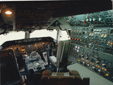 COCKPIT  AVION DE LIGNE ou