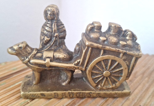 Figurine porteuse eau - figurine, en