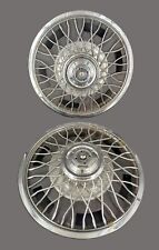 Paire d'enjoliveurs à rayons