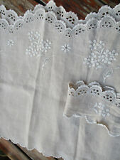 Tour de berceau + volant lin brodé main ancien XIXè 