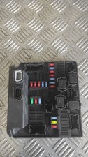 Boitier fusible - RENAULT