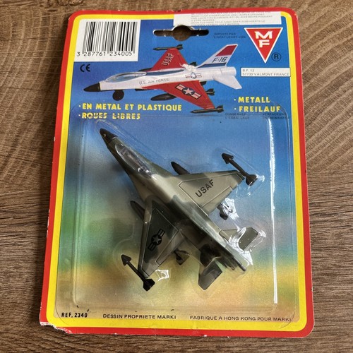Avion miniature 141 - avion,