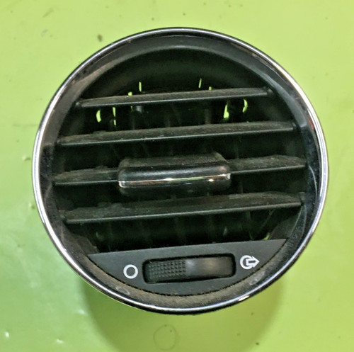 Grille aeration centrale - grille, d'aeration