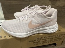 Basket Rose Nike Taille 37,5  Neuve