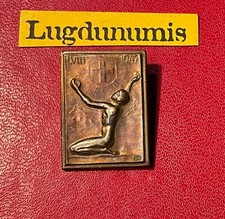 Médaille - Insigne en cuivre Fête Nationale Suisse du 1aout 1947 Huguenin Locle