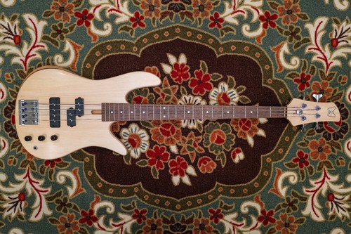 Fodera monarch standard p - 4,