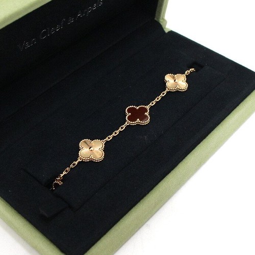 Van cleef arpels - &,