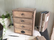 Petit meuble de métier ancien tiroirs poignée coquille