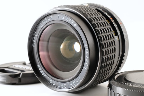 Neuf objectif grand - [neuf], angle