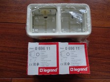 LEGRAND 69611 ou 696 11 Plexo