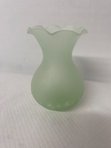 Jolie petit vase opaque - , forme
