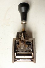 ANCIEN TAMPON DATEUR ENCREUR