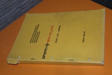 (228B) Service parts pièces rechange ersatzteilliste NEW HOLLAND 1530 COMBINE