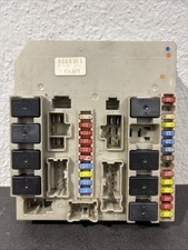 UPC 674661B Bleu ORANGE Orange Clio 3 Modus BSI BSM UCH BOITE A FUSIBLES clio3