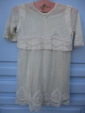 MAGNIFIQUE ROBE ANCIENNE TULLE  BRODE POUR  GRANDE POUPEE ANCIENNE