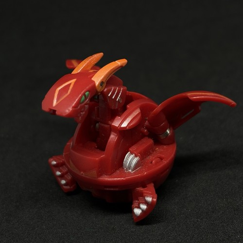 Bakugan hyper dragonoid pyrus - bakugan,