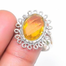 Bague pierre précieuse forme