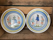 2 Anciennes assiettes