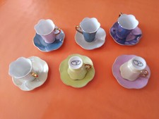 Tasses et soucoupes