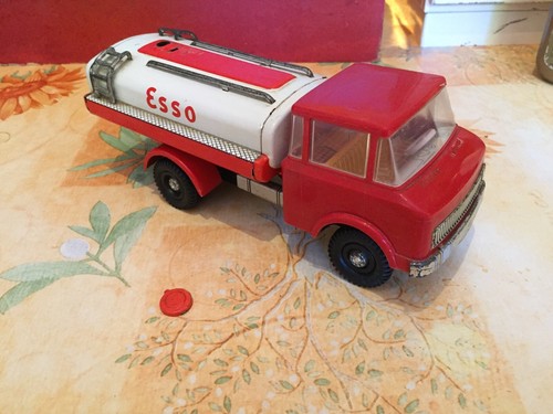 Camion fiction ancien esso - camion,