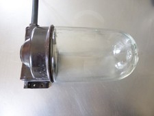 Ancienne lampe cour ferme - lampe,