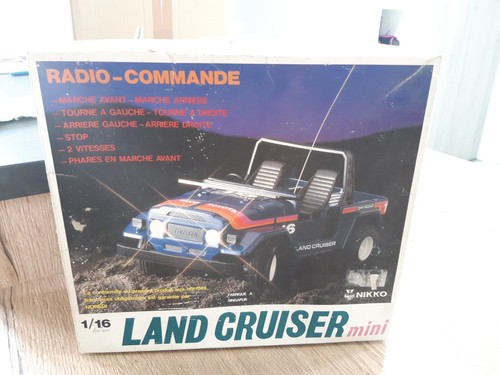 Voiture nikko land - land, cruiser
