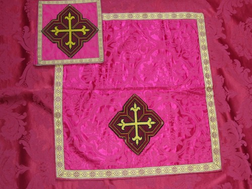 Pour chasuble rouge - chasuble,