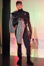 FALL WINTER 2013  SAC HOMME STYLE ÉTUI CRAVATE DE CHEZ JEAN PAUL GAULTIER